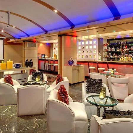 Hotel Hindusthan International, Калькутта Экстерьер фото