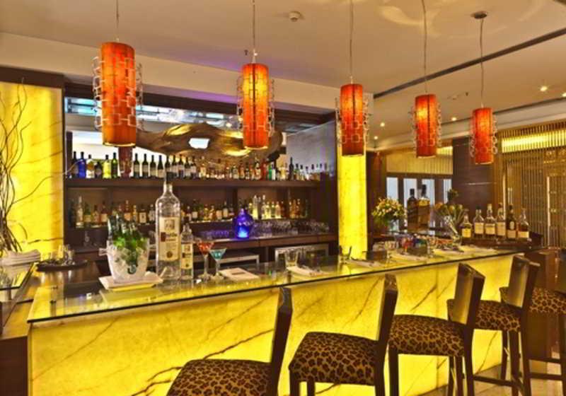 Hotel Hindusthan International, Калькутта Экстерьер фото