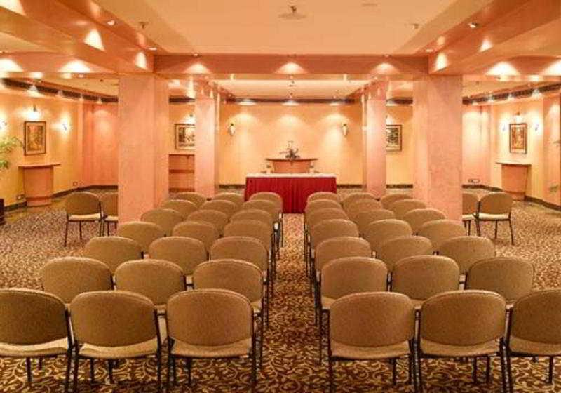 Hotel Hindusthan International, Калькутта Экстерьер фото