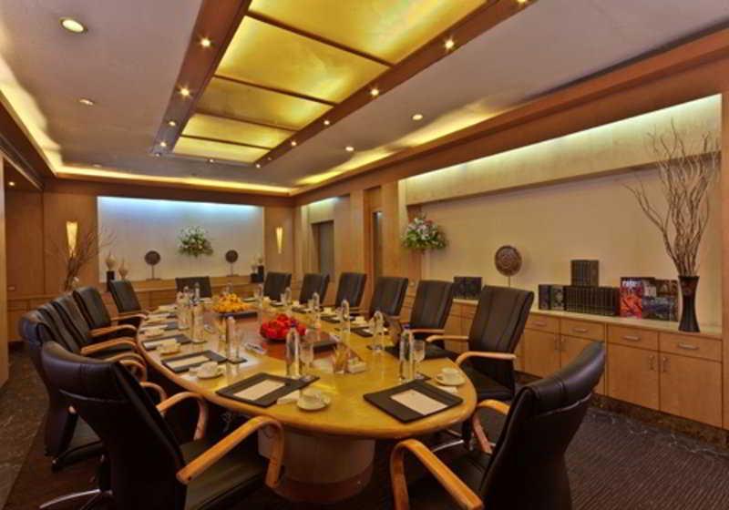 Hotel Hindusthan International, Калькутта Экстерьер фото