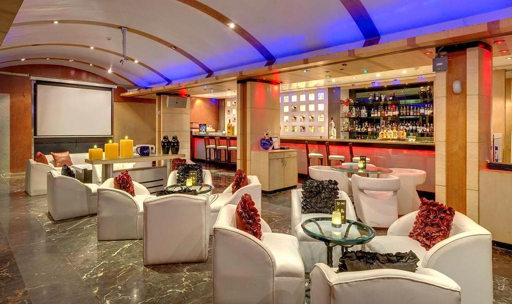 Hotel Hindusthan International, Калькутта Экстерьер фото