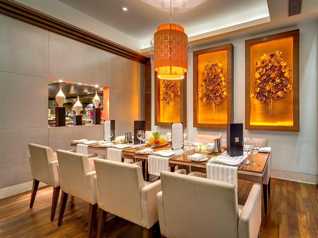 Hotel Hindusthan International, Калькутта Экстерьер фото