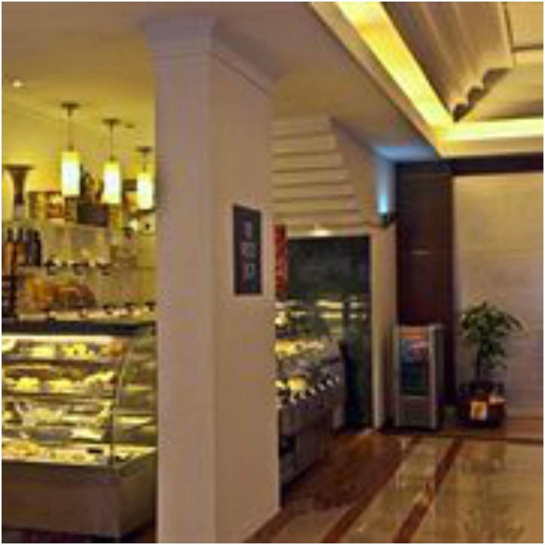 Hotel Hindusthan International, Калькутта Экстерьер фото