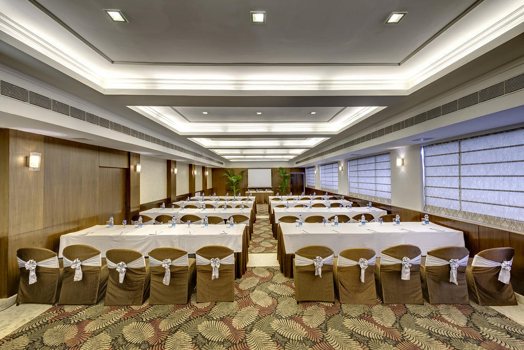 Hotel Hindusthan International, Калькутта Экстерьер фото