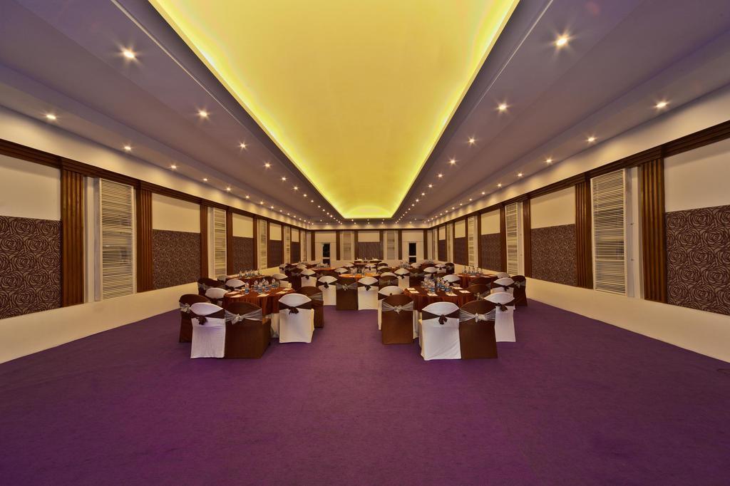 Hotel Hindusthan International, Калькутта Экстерьер фото